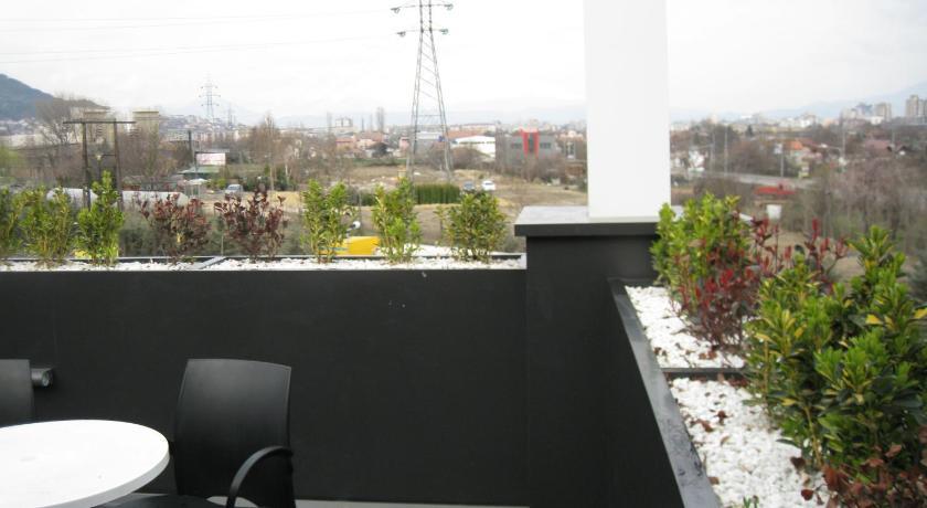 Domus Aparthotel สโกเปีย ภายนอก รูปภาพ